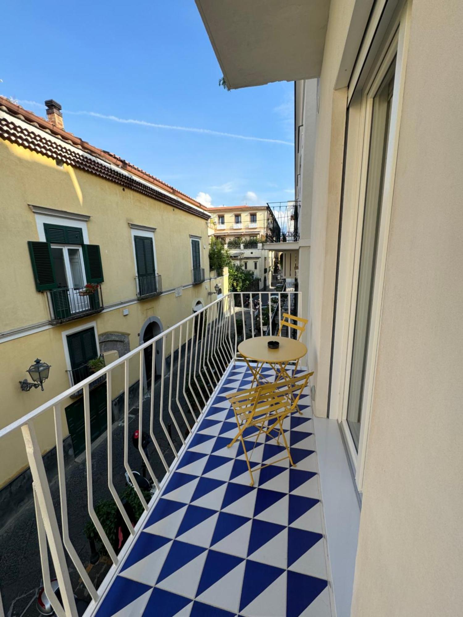 Casa Di Napoli - Sorrento Bed and Breakfast Εξωτερικό φωτογραφία